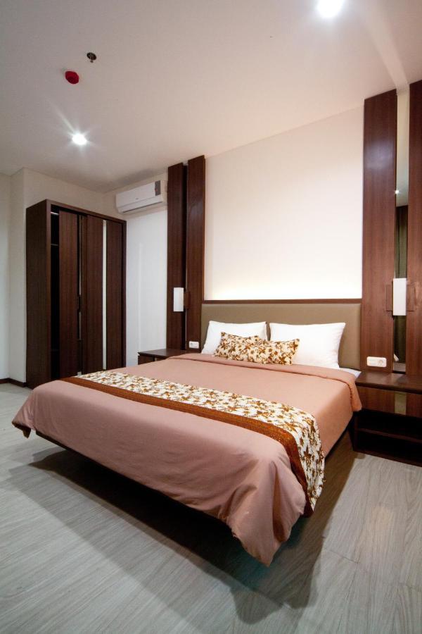 Pejaten Indah Apartment Jakarta Exterior photo